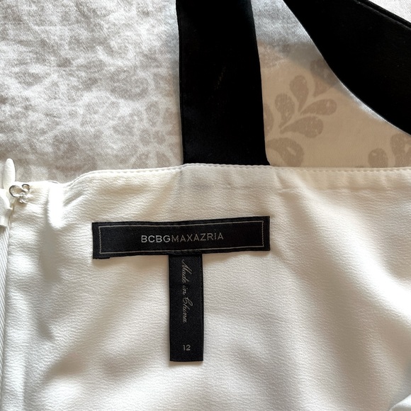 BCBGMaxAzaria Formal Black Off-White Midi Halter Dress Size 12 - Picture 5 of 8